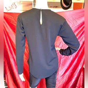 Black little sweater size S